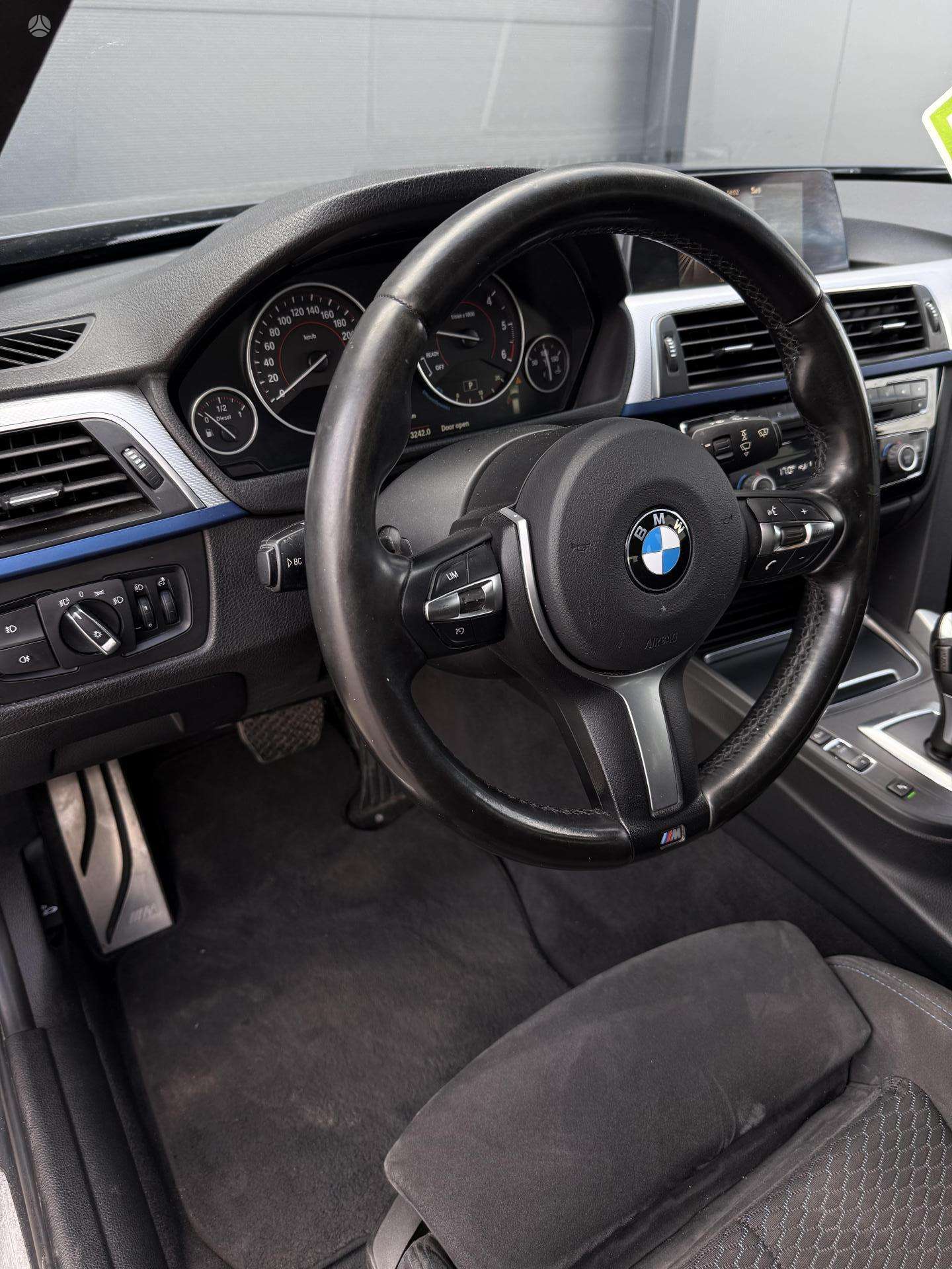 BMW 320 15