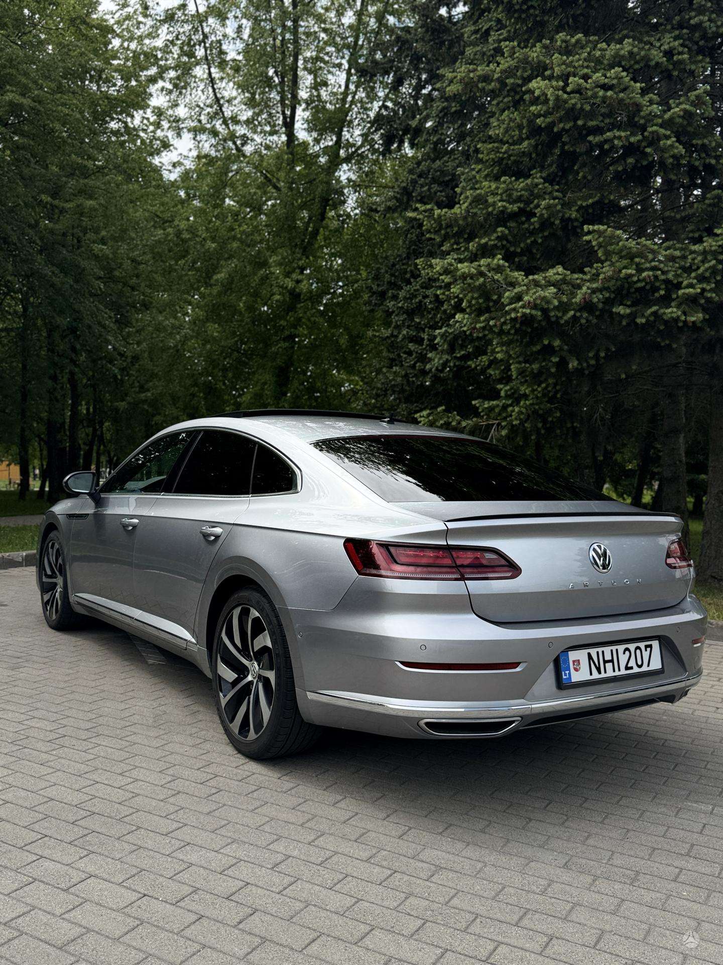Volkswagen Arteon 5