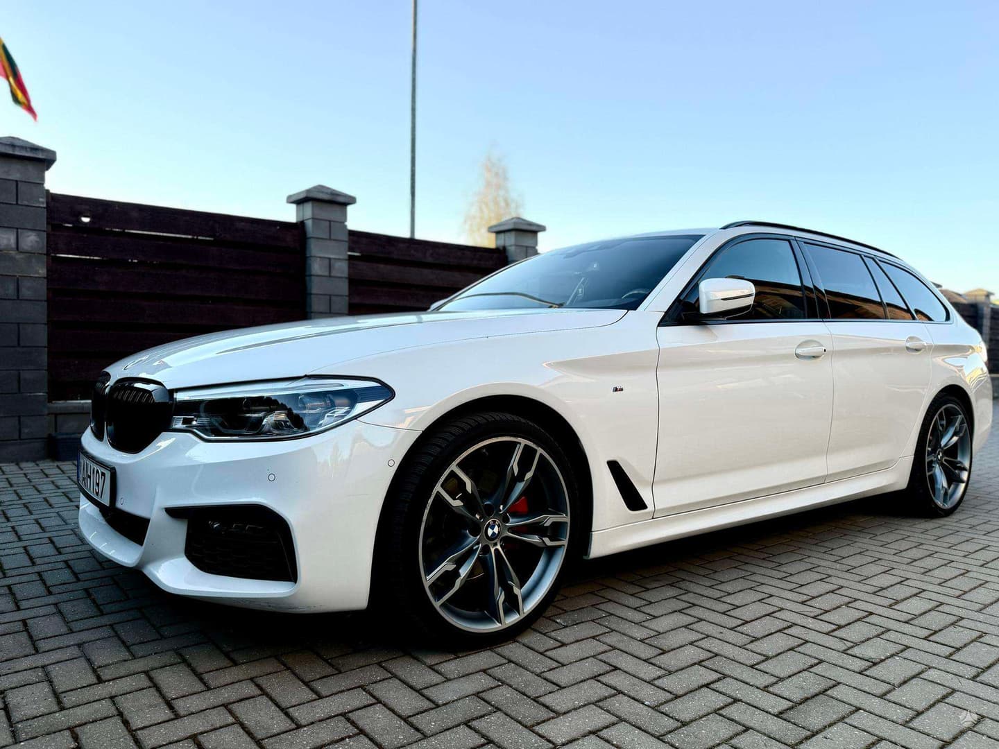 BMW 520 2