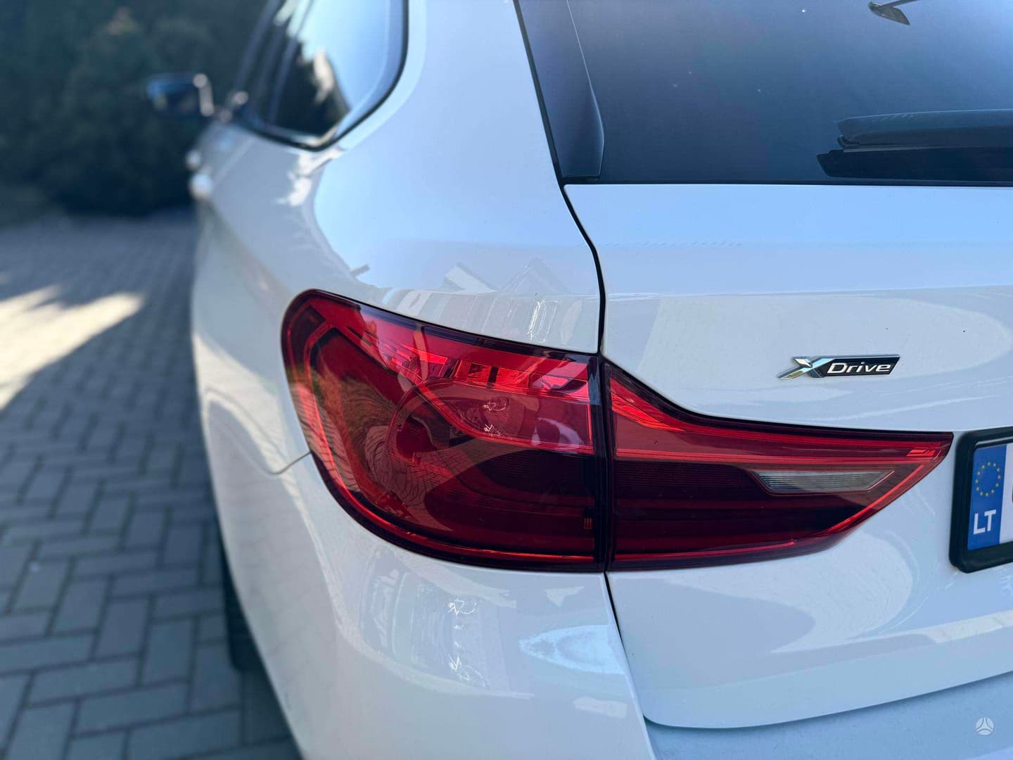BMW 520 11