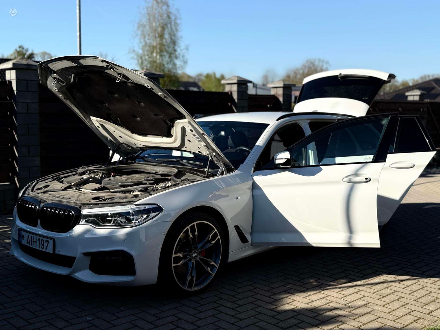 BMW 520 24