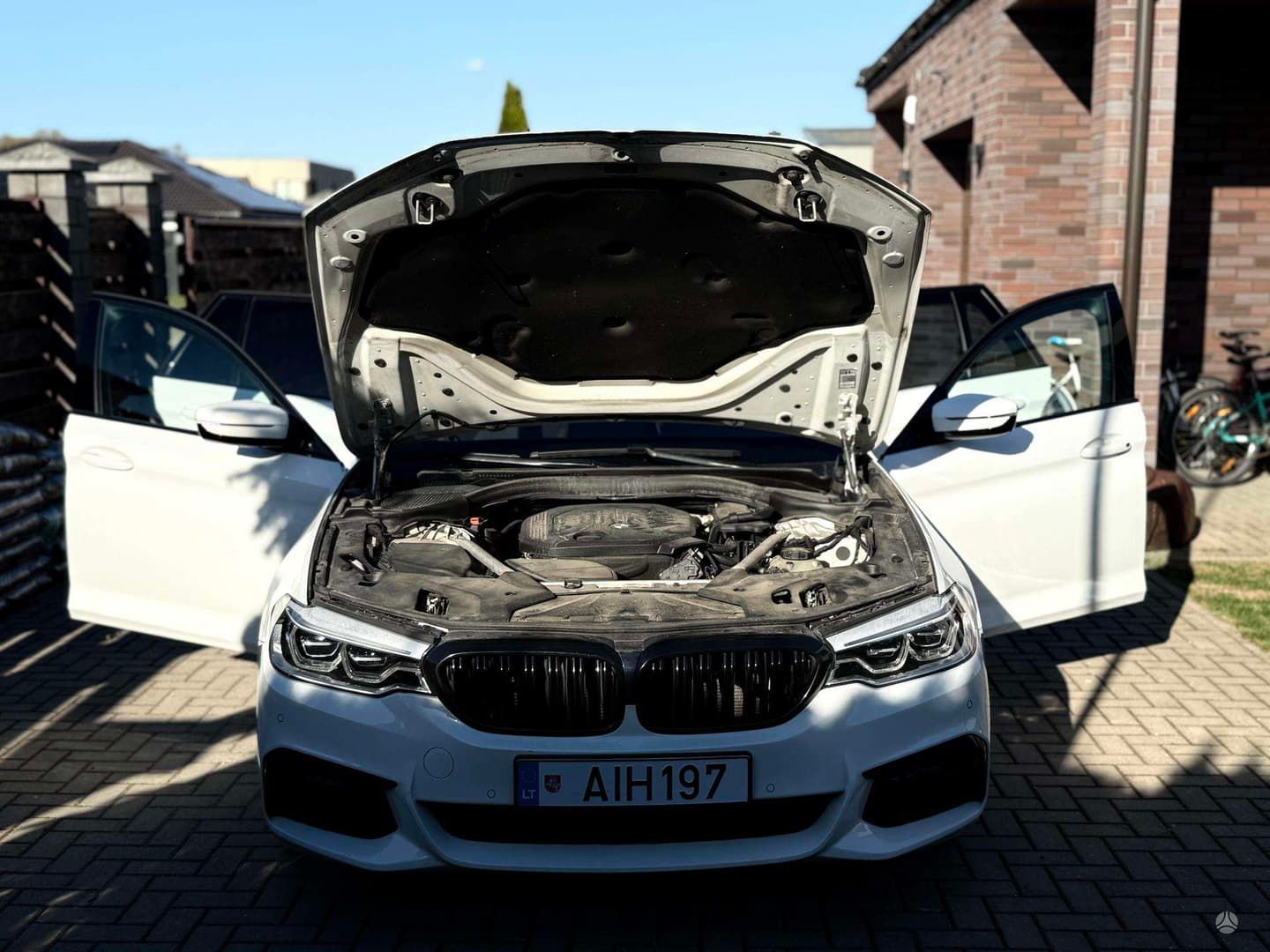 BMW 520 25