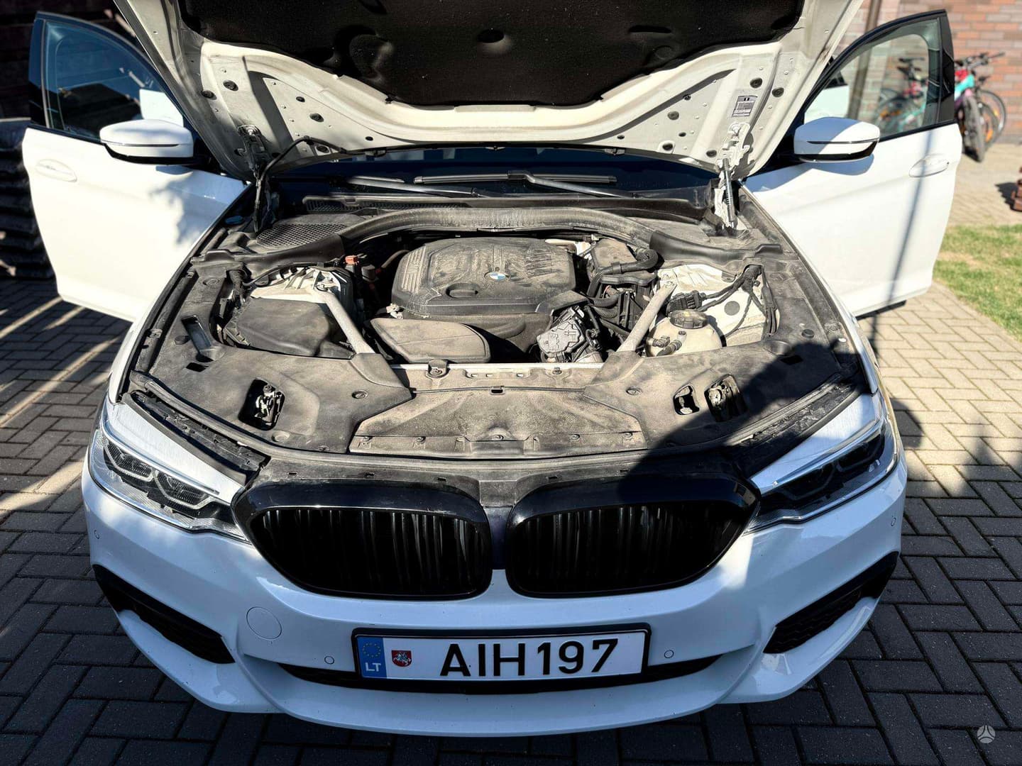 BMW 520 26