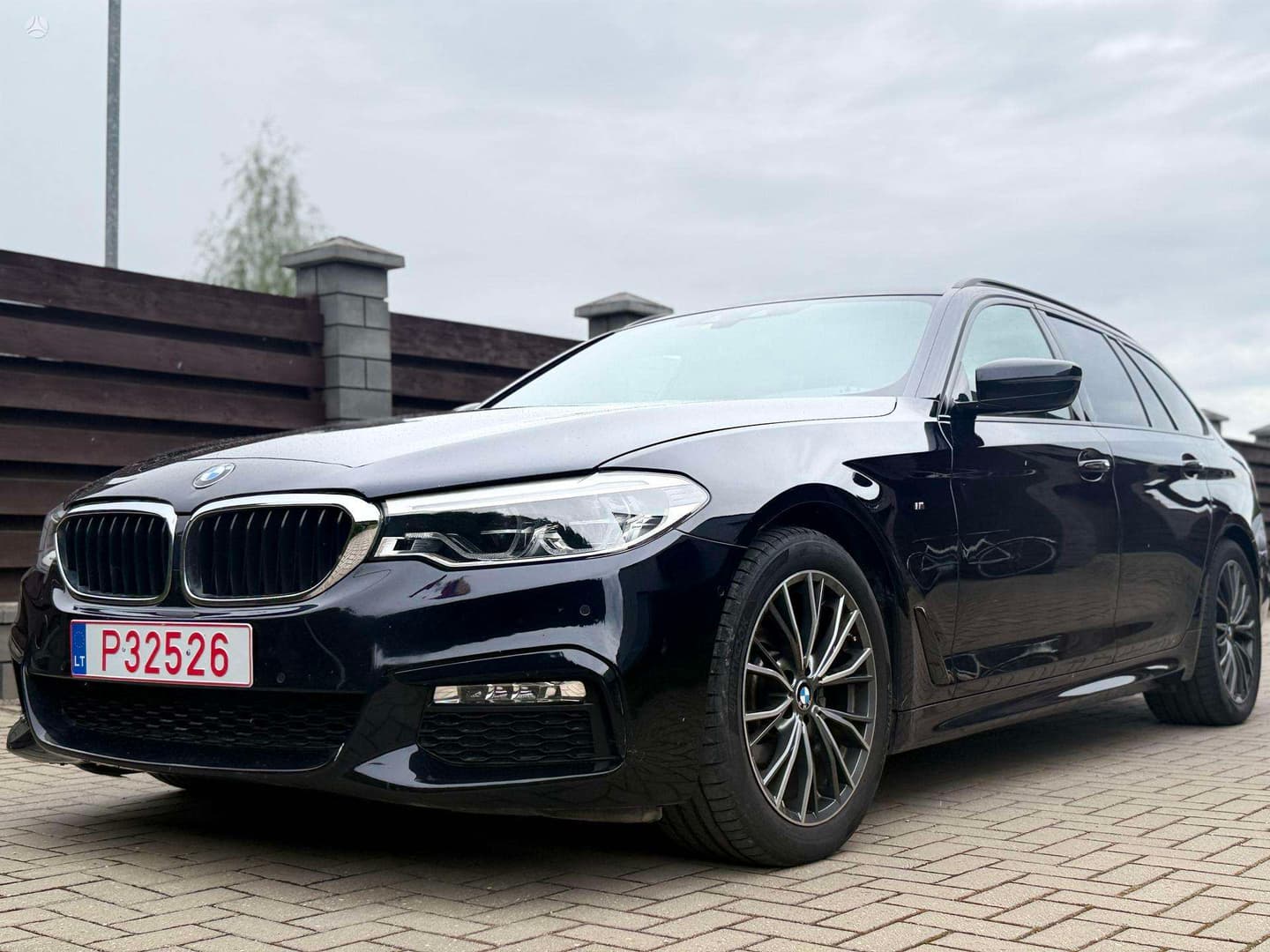 BMW 520 2