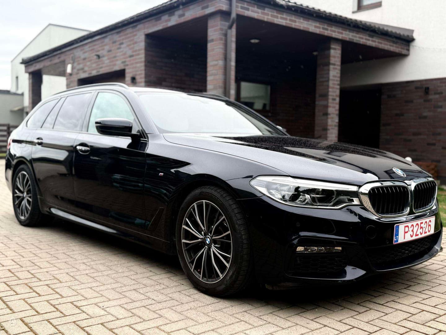 BMW 520