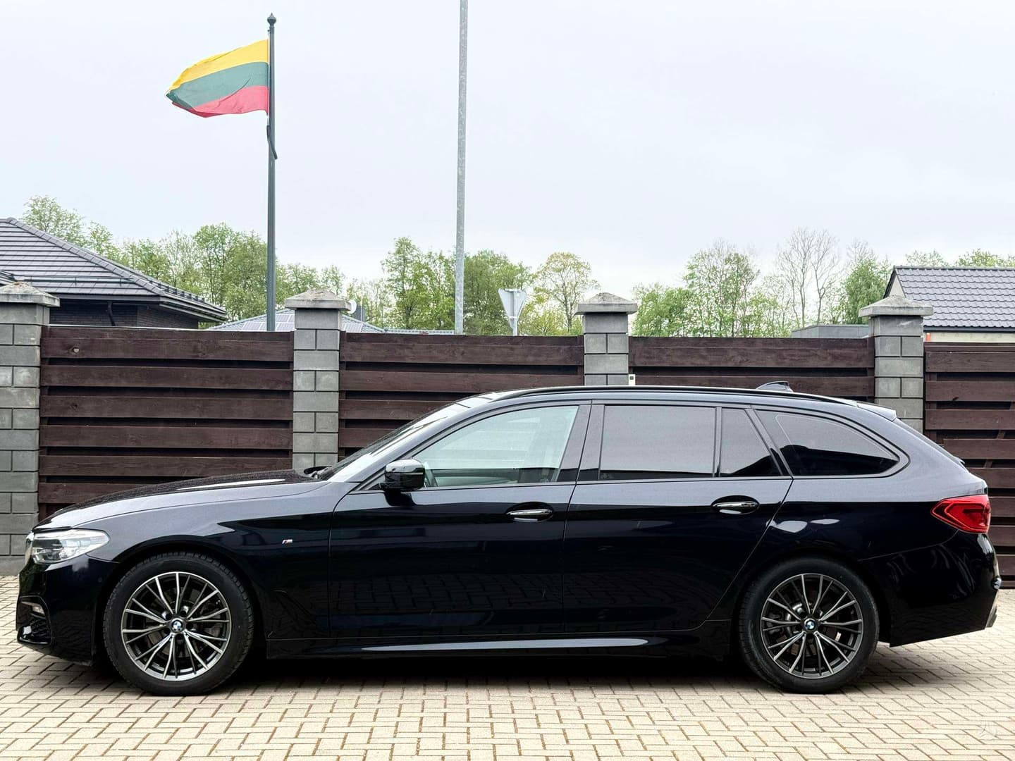 BMW 520 8