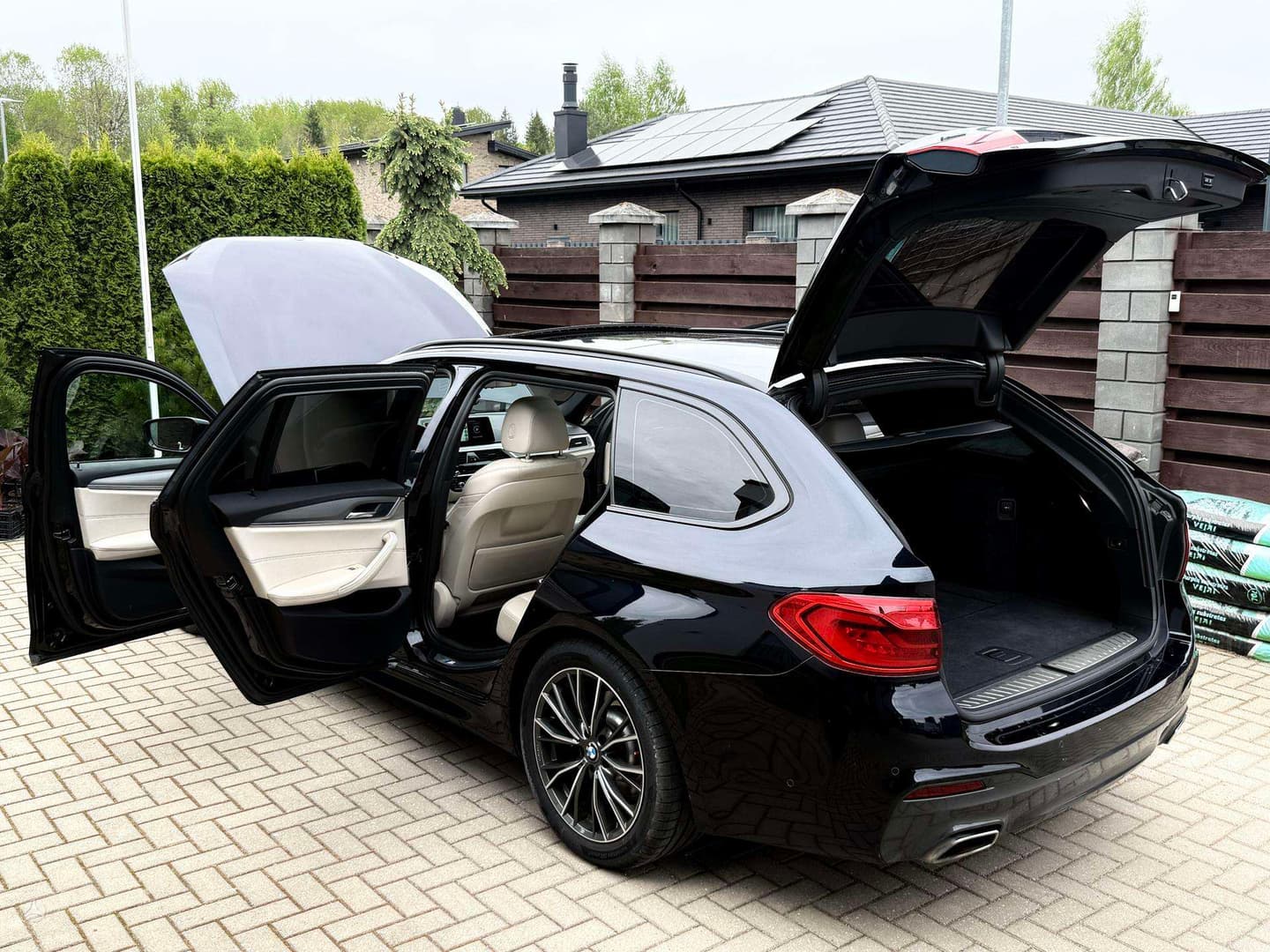 BMW 520 36